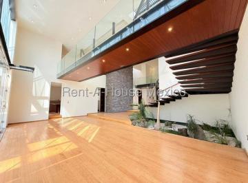 Casa en condominio de 4 habitaciones, Querétaro · Casa en Renta El Campanario Querétaro | Lujo, Doble Altura, Jardín y 4 Recámaras con B