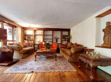 Casa · 538m² · 4 Recámaras · 2 Estacionamientos · Casa de Autor en Venta en San Ángel, 400 m² de Jardín