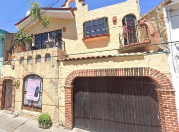 Casa de 3 habitaciones, Guadalajara · Venta de Casa en Guadalajara Jalisco