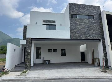 Casa · 370m² · 3 Recámaras · Casa en Renta en La Joya, El Uro Zona - Carretera Nacional, Monterrey, N. L.