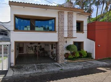Casa de 3 habitaciones, Xalapa · Hermosa Casa en Venta en Fraccionamiento Privado en Xalapa Veracruz en Promocion!