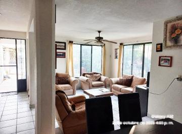 Casa de 5 habitaciones, Jiutepec · Se Vende Casa en Fraccionamiento Las Fincas Jiutepec Morelos