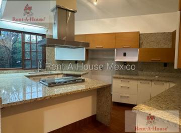 Casa · 651m² · 4 Recámaras · 6 Estacionamientos · Casa en Venta en Club de Golf Vallescondido, atizapan de Zaragoza Jl 25 - 1558.