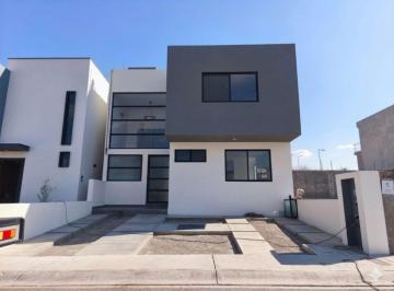 Casa · 166m² · 4 Recámaras · 2 Estacionamientos · Casa - Fraccionamiento El Mirador