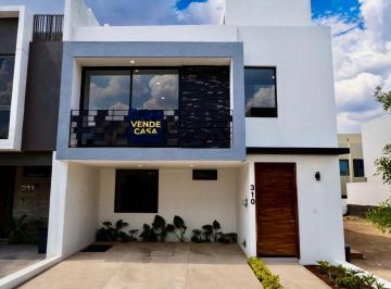 Casa en condominio de 5 habitaciones, Zapopan · 5 Recamaras, y La de Planta Baja Es Amplisima! Esta Casa Nueva, en Solares, Zapoapan, Es Para T