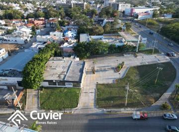 Local comercial · 3826m² · Local en Petrolera