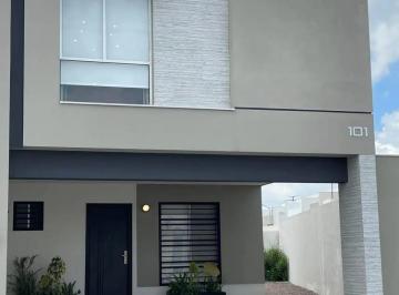 Casa · 160m² · 3 Recámaras · 2 Estacionamientos · Casa en Venta en Apodaca con Excelente Ubicación