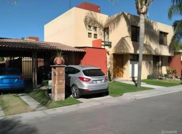 Casa de 3 habitaciones, Corregidora · Venta de Casa en Queretaro El Pueblito Puerta Real