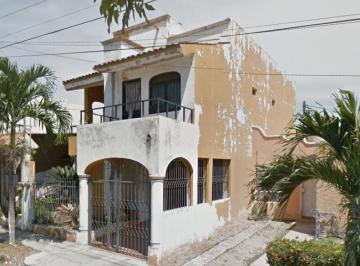 Casa en venta ubicada en la colonia Puerta del Sol. Cuenta con 3 recámaras y 2 b · Casa en Venta de Los Tamarindos Colonia del Sol Colima