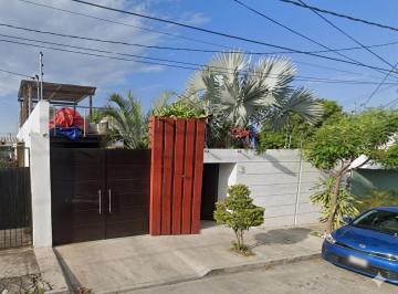 Casa de 4 habitaciones, Lázaro Cárdenas · Casa en Venta en Lázaro Cárdenas, Michoacán