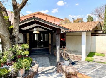 Casa de 3 habitaciones, Atizapán de Zaragoza · Casa en Venta en Condado de Sayavedra, Atizapán de Zaragoza