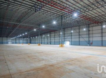 Bodega comercial · 5000m² · 60 Estacionamientos · Bodega Industrial en Renta en Carretera a Tala - San Isidro Mazatepec, Jal.