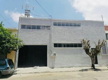 Bodega comercial , León · Bodega Céntrica en Renta de 2 Pisos