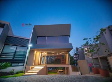 7fcfb861e2749f2ec6e93dae96ccabf13fed34be01beb0f787aee5e1e2b31767 · Casa de Lujo en Venta en Los Castaños Virreyes