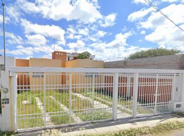 Casa de 3 habitaciones, San Juan del Río · Venta de Casa en Queretaro Col Banthi