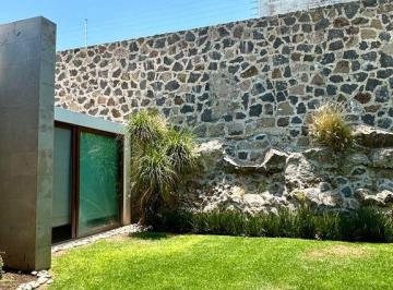 Casa · 330m² · 3 Recámaras · 3 Estacionamientos · Casa en Venta Villas de Irapuato, Irapuato Guanajuato, un Piso