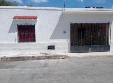 Casa de 3 habitaciones, Mérida · Casa en Venta Para Remodelar Ubicada en El Centro de Mérida Yucatán