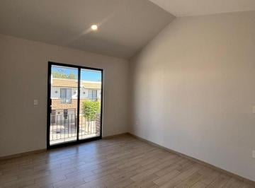 Casa de 3 habitaciones, León · Renta Casa en Aria
