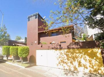 Casa de 4 habitaciones, Cuajimalpa de Morelos · Casa en Bosques de Las Lomas de Garantia Hipotecaria Oportunidad Unica