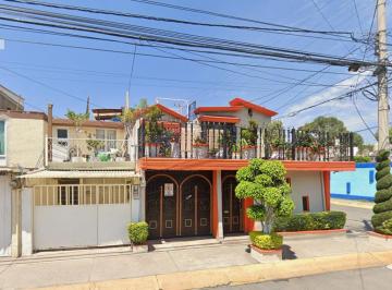 Casa de 4 habitaciones, Tultitlán · Venta de Casa en Fraccionamiento Izcalli del Valle Tultitlan Estado de Mexico