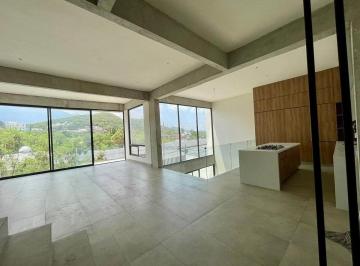 Casa de 3 habitaciones, Monterrey · Casa en Venta en Carretera Nacional