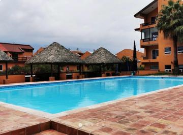 Departamento · 175m² · 3 Recámaras · 2 Estacionamientos · Departamento en Renta Zona Fasion Drive 3 Rec 3.5 Baños $30,000