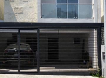 Casa de 3 habitaciones, Monterrey · Casa en Renta Espacio Cumbres