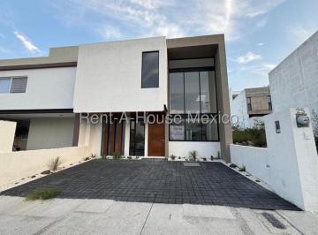 Casa de 4 habitaciones, El Marqués · Zibatá Estrena Casa en Venta de 4 Recamaras Rah1939