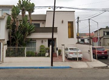 Casa de 4 habitaciones, Ensenada · Inmueble Residencial en Fraccionamiento Playa Ensenada, Baja California