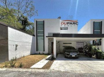d51a469084549b1270b9faacf5ccca8535496f6c557c908addc7eec2ddd20167 · En Venta, Casa 3 Recámaras, Residencial Vergel.