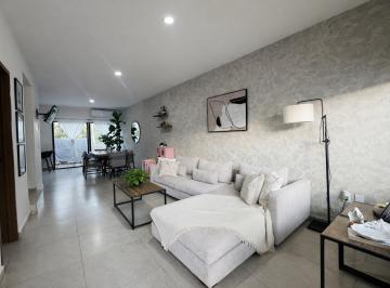 Casa de 4 habitaciones, Zapopan · Casa en Venta en Capital Norte - Madeiras Ll 23