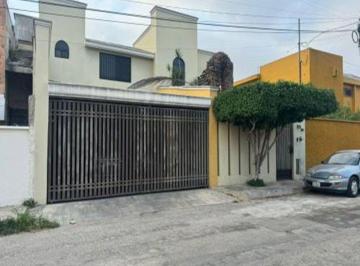 Casa de 3 habitaciones, Mérida · Casa en Venta en Merida F - 21185; 3 Rec. Pedregales de Tanlum, $5,350,000 Mn
