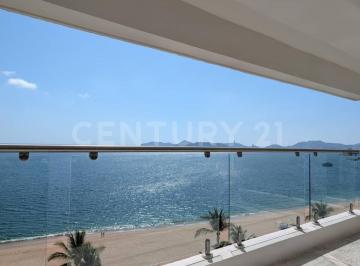 Departamento · 178m² · 3 Recámaras · 1 Estacionamiento · Departamento Frente Al Mar en Antibes con Terraza y Acceso a Playa en Acapulco