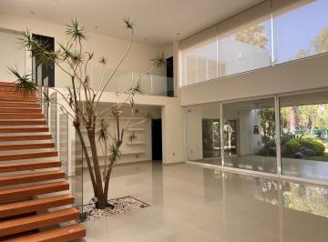 Casa · 510m² · 4 Recámaras · Venta Casas Queretaro Jurica Villas Regency