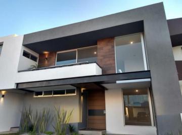 Casa · 250m² · 2 Estacionamientos · Venta Casas Queretaro Juriquilla Illimani Lomas de Juriquilla