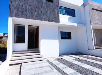 Casa · 198m² · 3 Recámaras · 4 Estacionamientos · Venta Casas Queretaro Juriquilla Preserv Arce
