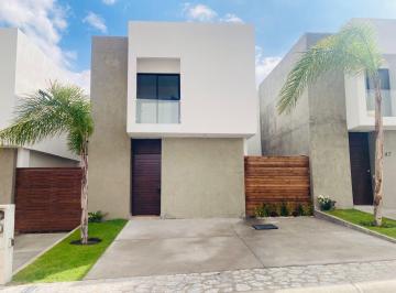 Casa · 133m² · 2 Estacionamientos · Venta Casas Juriquilla Queretaro San Isidro Mikita