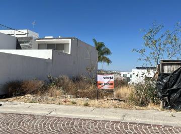 Terreno / Lote · 285m² · Terreno en Fraccionamiento Cumbres del Lago