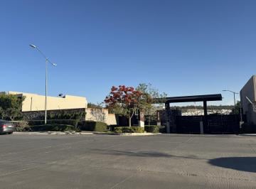 Casa en condominio · 312m² · 4 Recámaras · 2 Estacionamientos · Casa en Condominio en Altozano El Nuevo Queretaro
