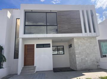 Casa · 213m² · 3 Recámaras · 2 Estacionamientos · Venta Casas Queretaro Juriquilla Grand Juriquilla Tamul