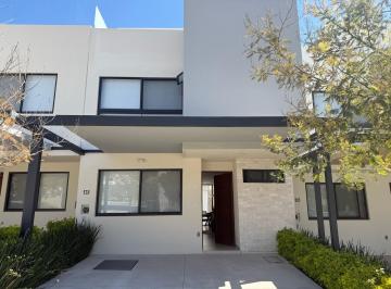 Casa · 159m² · 4 Recámaras · 2 Estacionamientos · Venta Casas Queretaro Zakia Zarú Condominio Lucasa