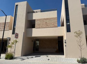 Casa · 216m² · 4 Recámaras · 2 Estacionamientos · Venta Casas Queretaro El Marques Zarú Punto Sabino