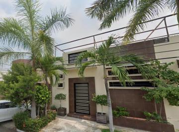 Casa de 4 habitaciones, Centro · Magnifica Propiedad en Venta en Villahermosa Tabasco con Promocion!