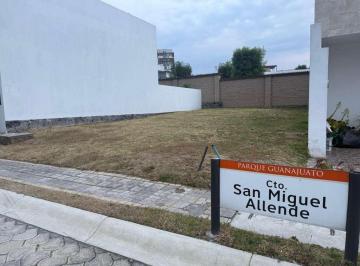 Terreno / Lote · 201m² · Terreno en Venta Lomas de Angelópolis Parque Guanajuato