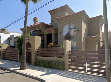 Casa de 5 habitaciones, Tijuana · Casa en Venta en La Colonia Playas en Costa de Oro en Tijuana en Baja California
