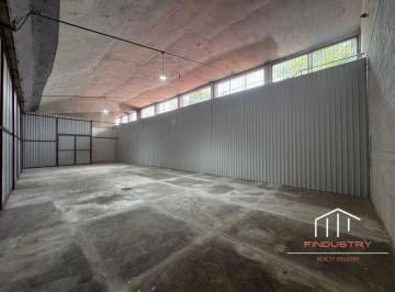 Bodega comercial · 220m² · Bodega Industrial en Renta Naucalpan de Juarez