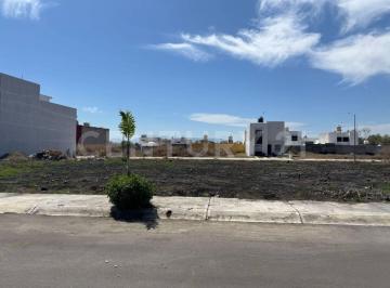 Terreno / Lote · 126m² · Terreno Habitacional en Venta en Fraccionamiento Real de San Jorge