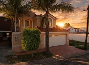 Casa de 4 habitaciones, Tijuana · Casa en Venta en La Colonia Playas de Tijuana en Jardines Playas de Tijuana en Tijuana