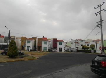 Casa de 3 habitaciones, Metepec · Venta de Casa en San Bartolome Tlalteluco, Metepec, Estado de México