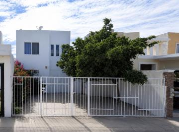 Casa de 3 habitaciones, La Paz · Casa en Venta Enbahia de Sta Elena 319, Col Paraisodel Sol